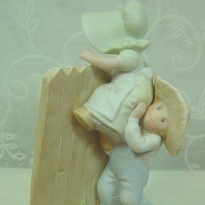 Homco Home Interiors figurine Circle of Friends--The Home Run